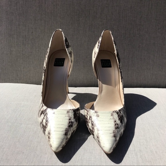 WHBM Portia Snakeskin Pumps - Picture 2 of 6